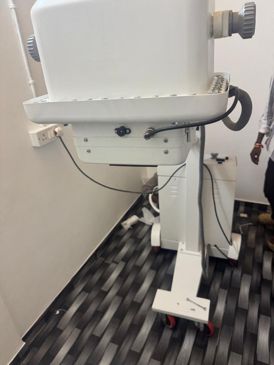Install Xray. Machine